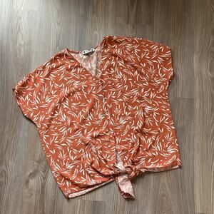 Wilde Women’s Medium Rust Orange White Tropical Leaf Print Tie Front Blouse Boho